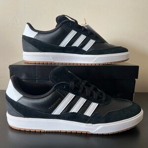 adidas Tyshawn II Skate Sneakers JI0846 Core Black/White/Gum Men’s Size 10 BNIB